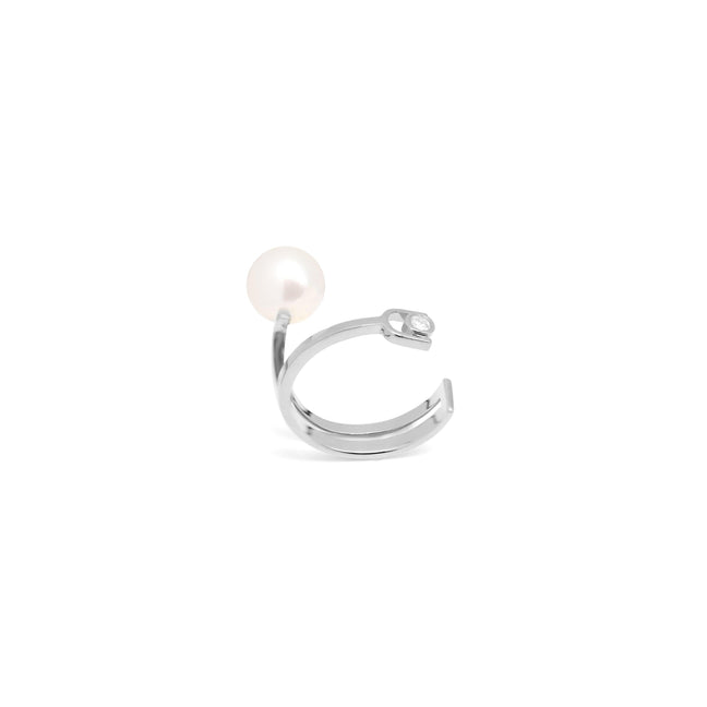 Akoya Pinch Ring.